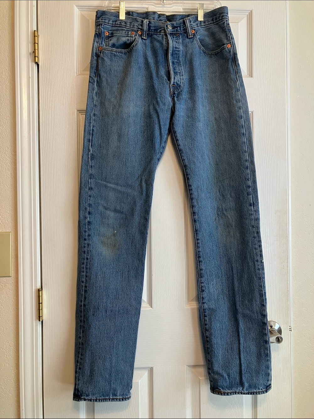 Levi's 501 Original Fit Jeans midrise straight leg tall med wash W33 L36